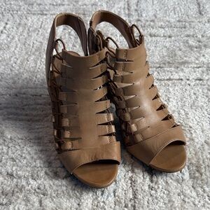 Vince Camuto Elegant Tan Women's Heeled Sandals